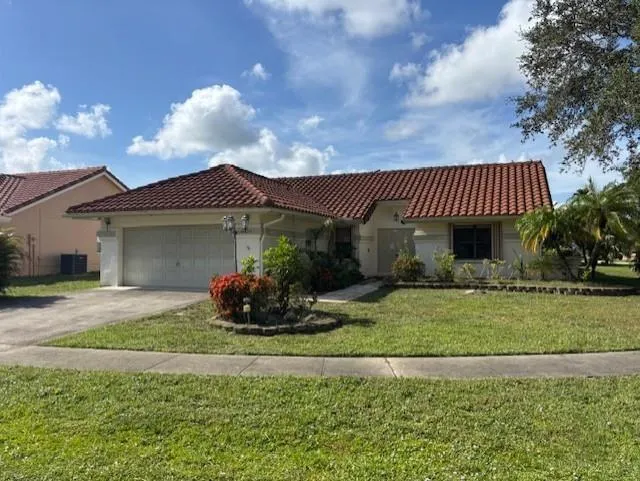 9332 Laurel Green Drive Boynton Beach, FL 33437