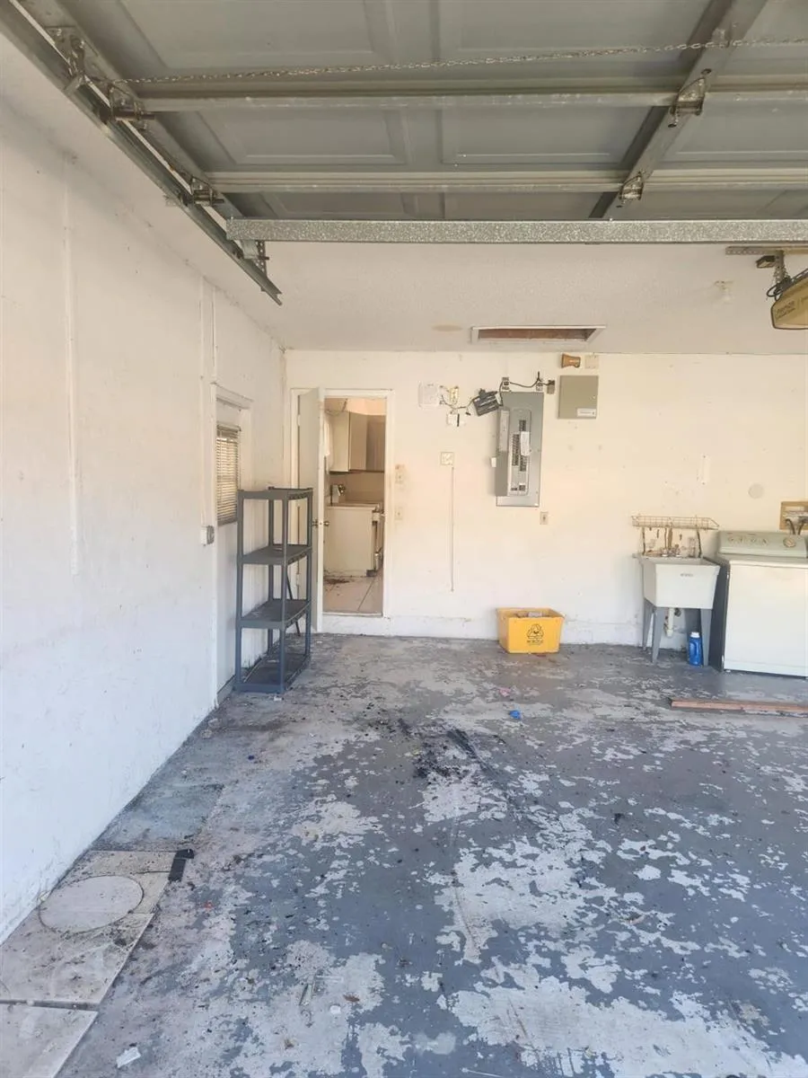 9332 Laurel Green Drive Boynton Beach, FL 33437