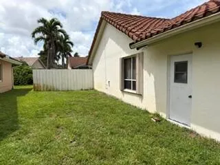 9332 Laurel Green Drive Boynton Beach, FL 33437