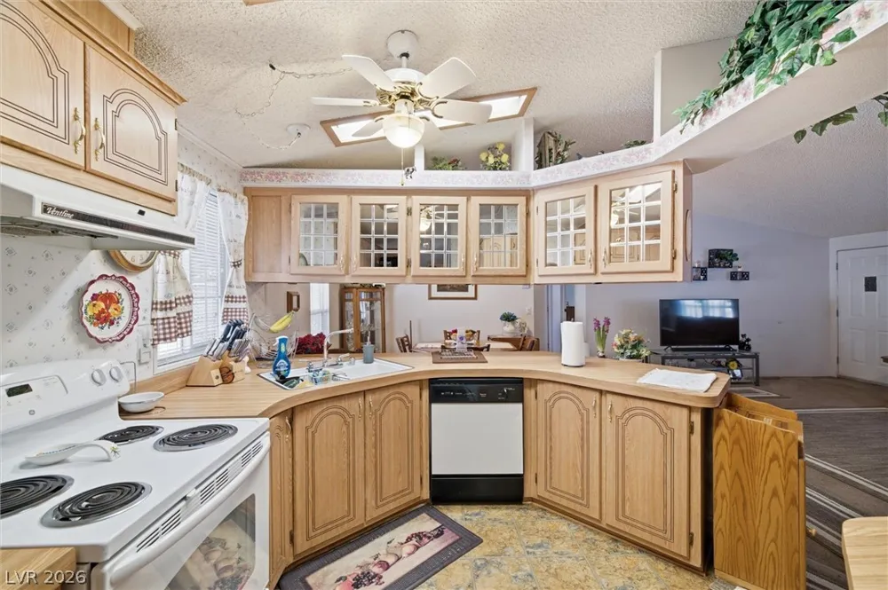 2430 Quebec Street Pahrump, NV 89048
