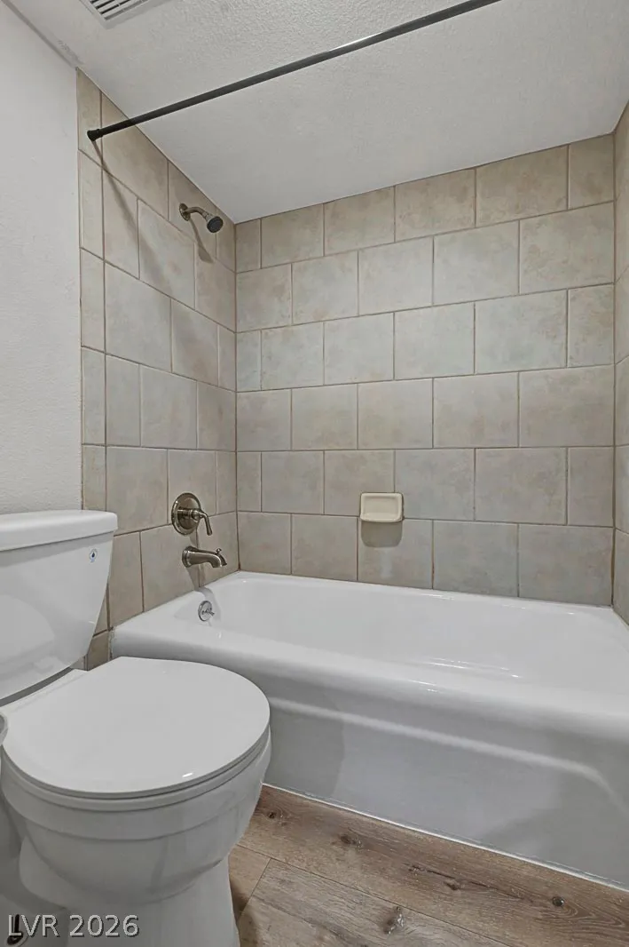 730 Oakmont Avenue #904 Las Vegas, NV 89109