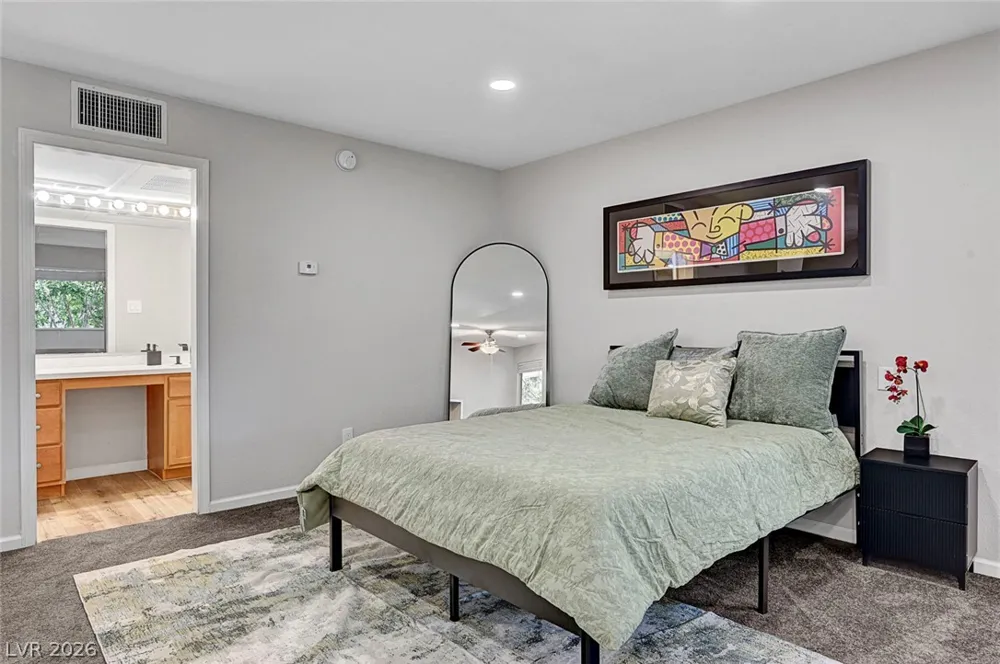 730 Oakmont Avenue #904 Las Vegas, NV 89109