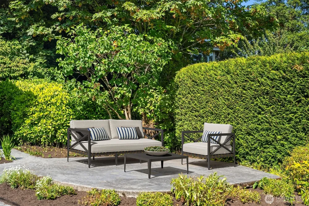 7921 E Mercer Way Mercer Island, WA 98040