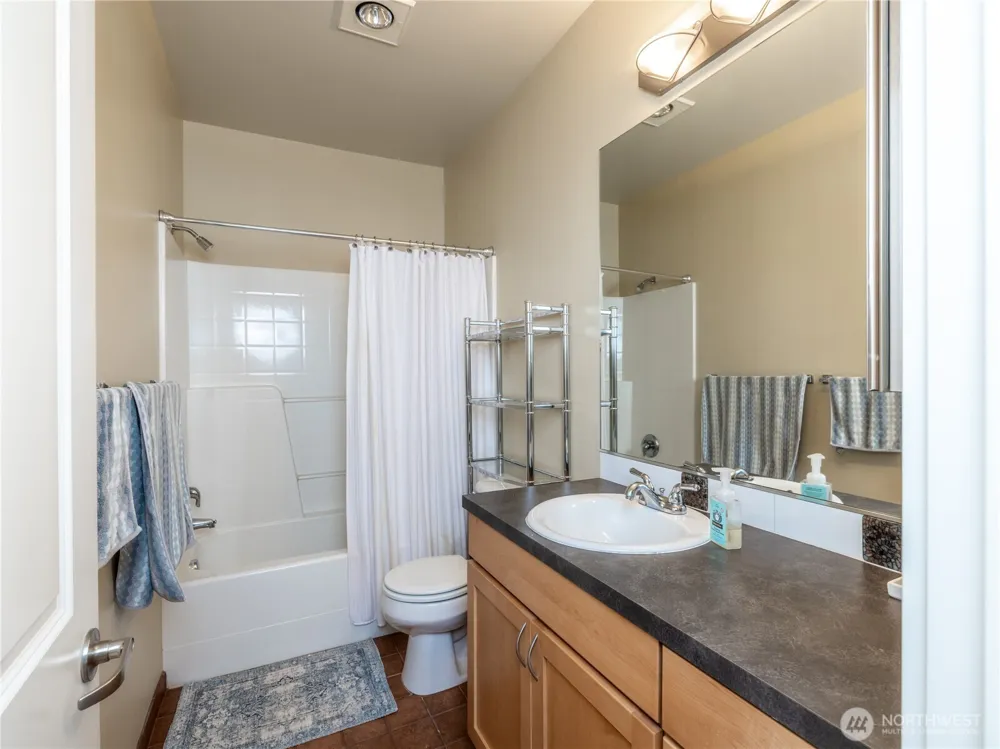 13824 Creek Drive #1702 Mill Creek, WA 98012