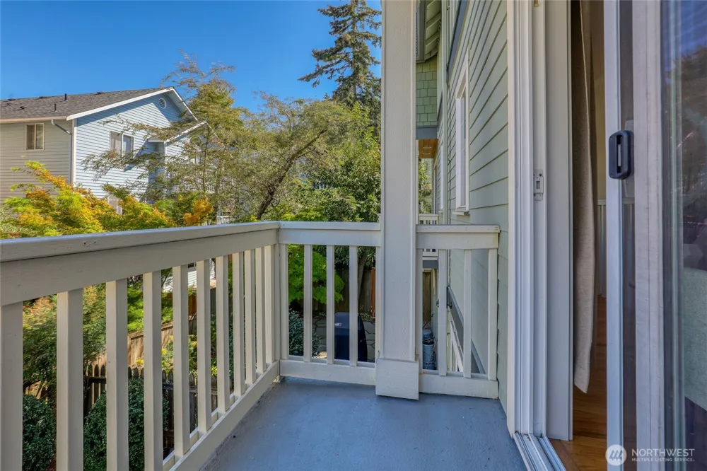 8846 Midvale Avenue #B Seattle, WA 98103