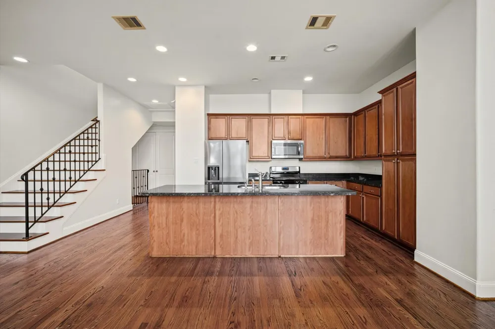 2923 Pease Street Houston, TX 77003
