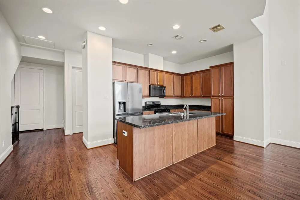 2923 Pease Street Houston, TX 77003
