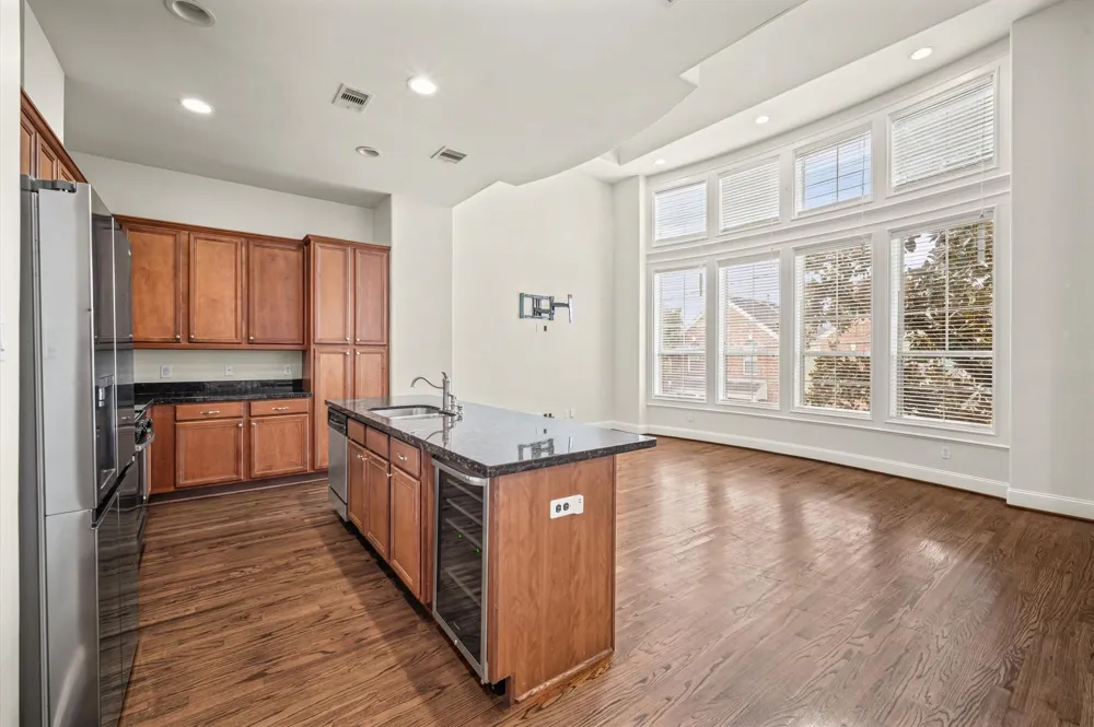 2923 Pease Street Houston, TX 77003