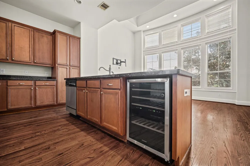 2923 Pease Street Houston, TX 77003