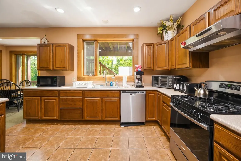 626 WINTERSET DRIVE Davis, WV 26260