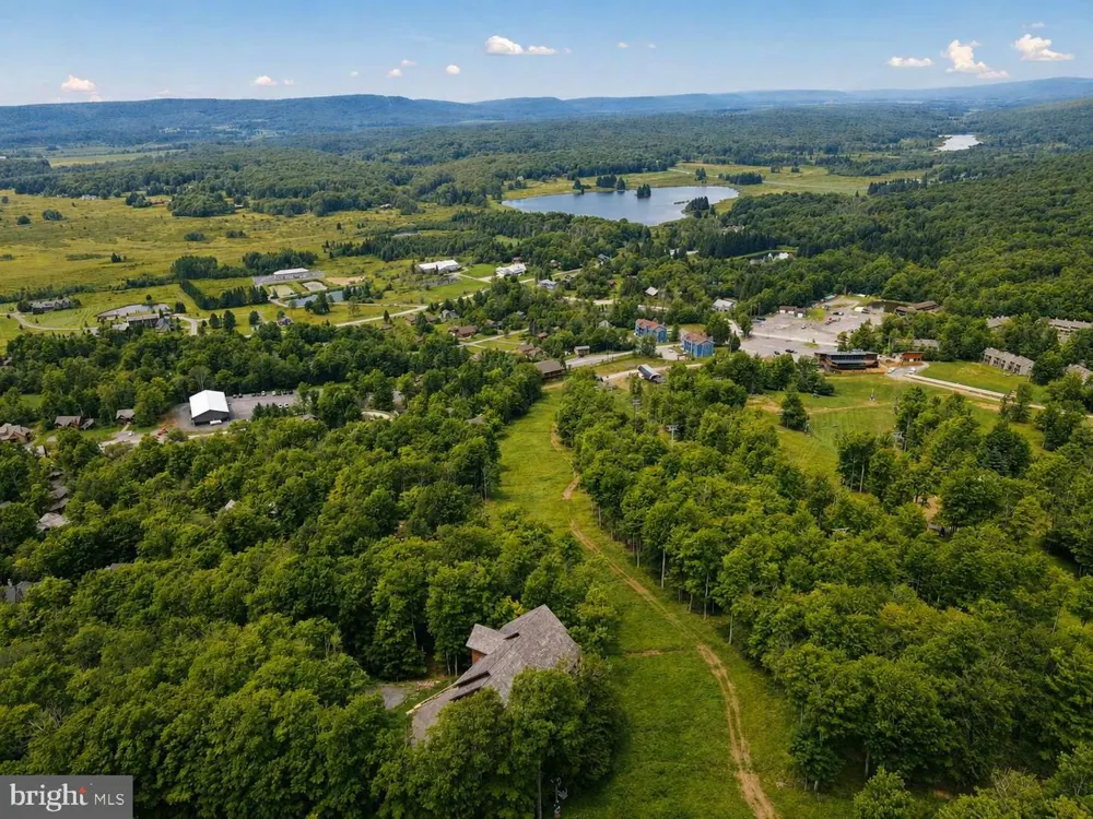626 WINTERSET DRIVE Davis, WV 26260