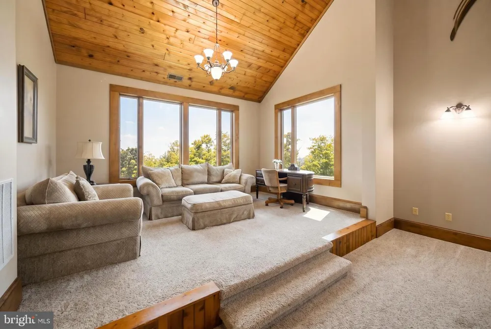 626 WINTERSET DRIVE Davis, WV 26260