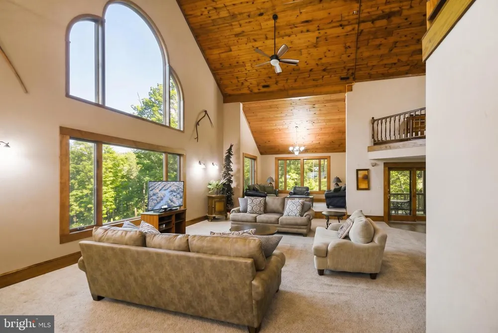 626 WINTERSET DRIVE Davis, WV 26260