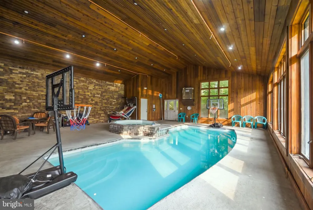 626 WINTERSET DRIVE Davis, WV 26260