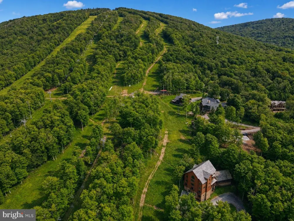 626 WINTERSET DRIVE Davis, WV 26260