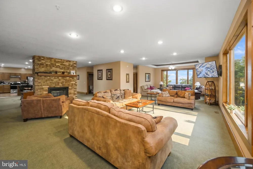 626 WINTERSET DRIVE Davis, WV 26260