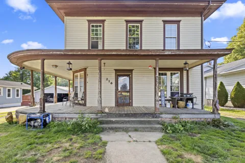 216 Chicago Street