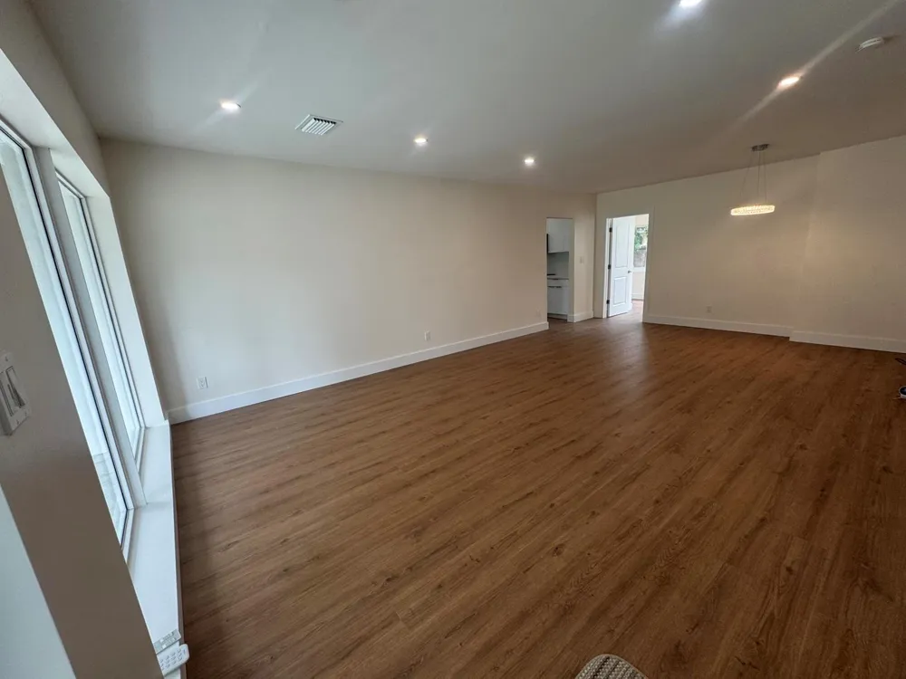725 NE 160th Terrace Miami, FL 33162