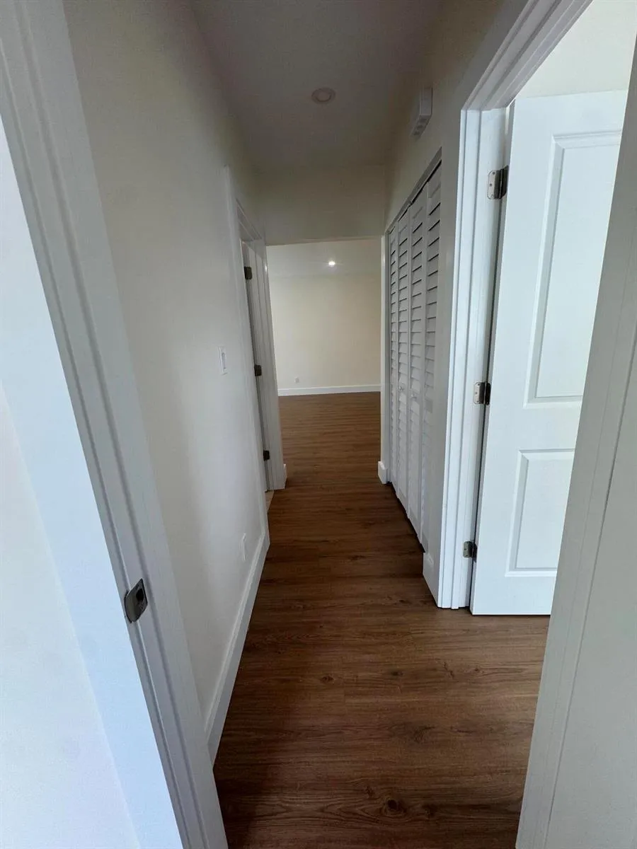 725 NE 160th Terrace Miami, FL 33162