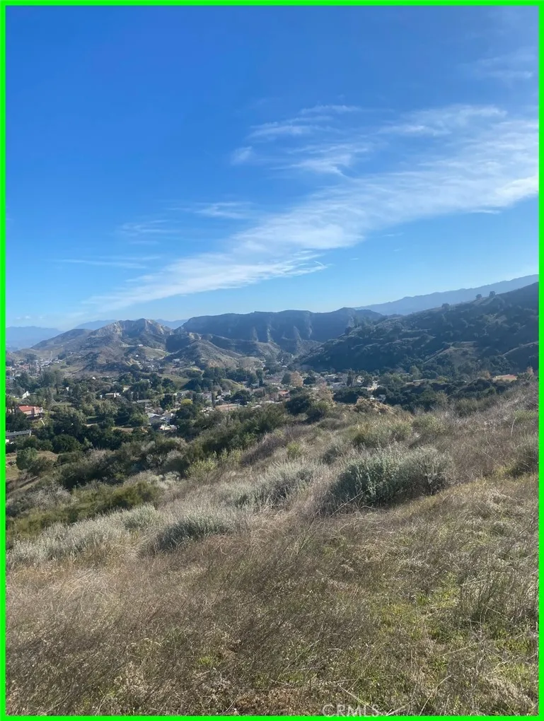 5317 Justamere Avenue Val Verde, CA 91384