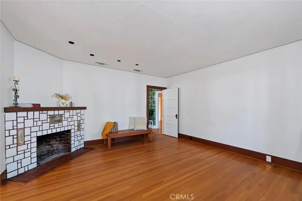 1235 Arthur Fresno, CA 93728