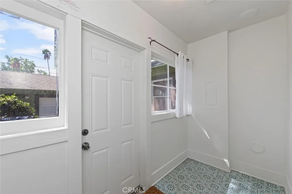 1235 Arthur Fresno, CA 93728