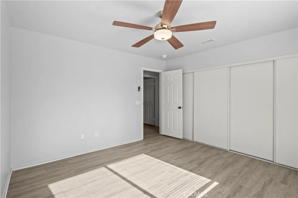 40904 168th E Lake Los Angeles, CA 93535
