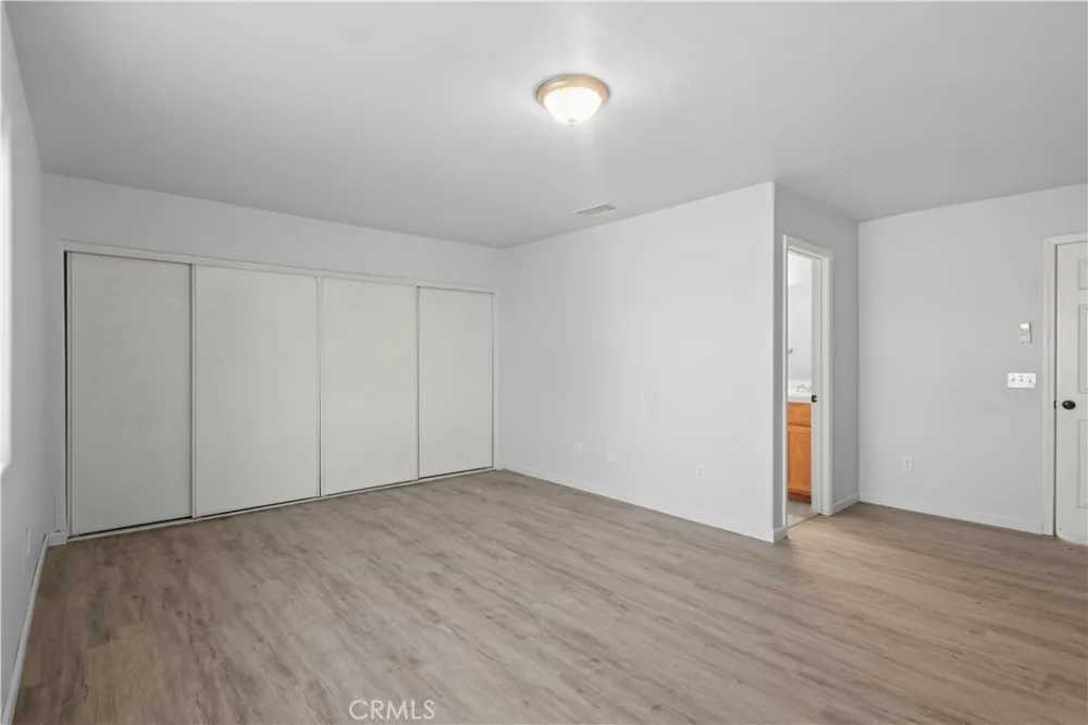 40904 168th E Lake Los Angeles, CA 93535