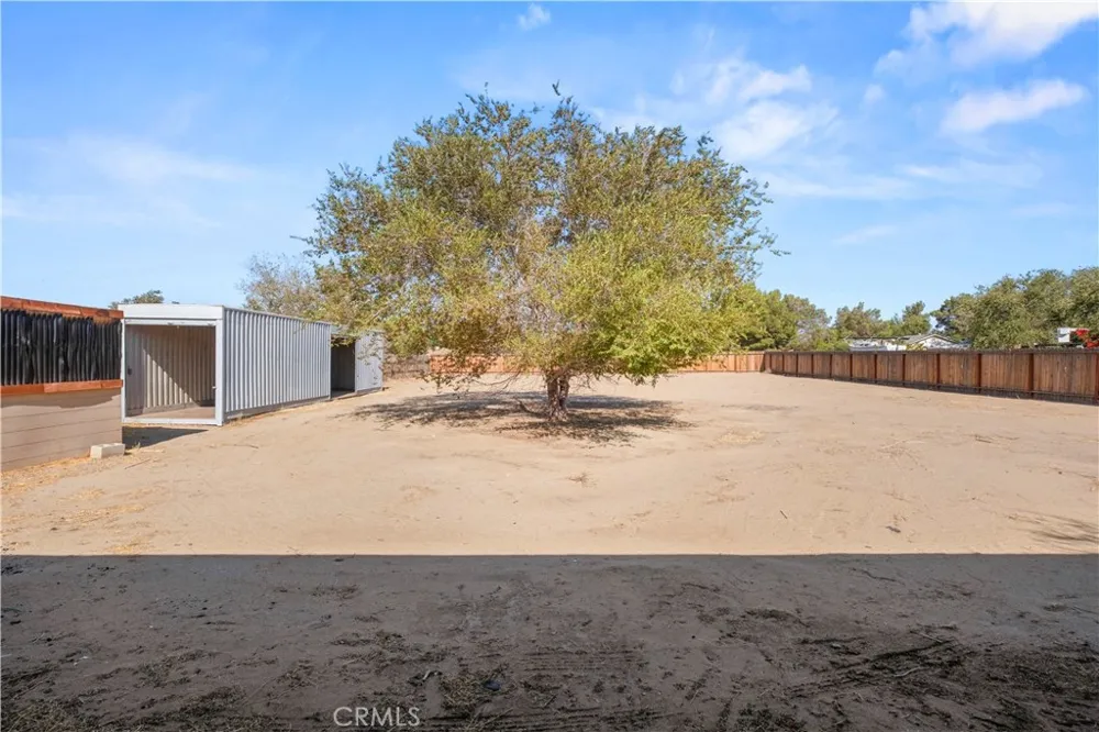 40904 168th E Lake Los Angeles, CA 93535