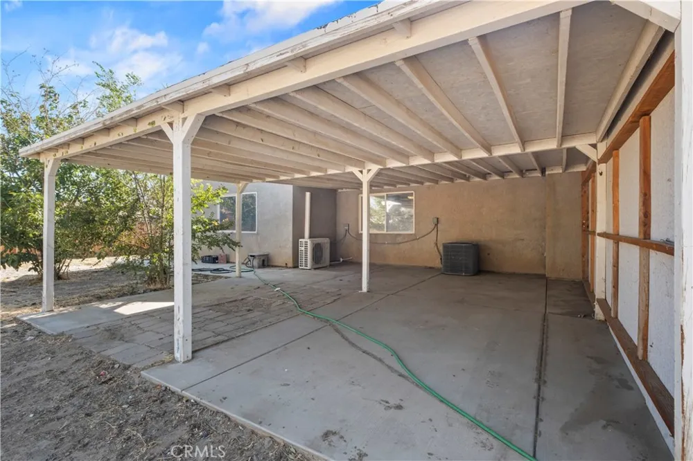 40904 168th E Lake Los Angeles, CA 93535