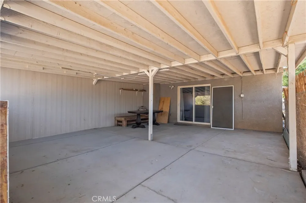 40904 168th E Lake Los Angeles, CA 93535