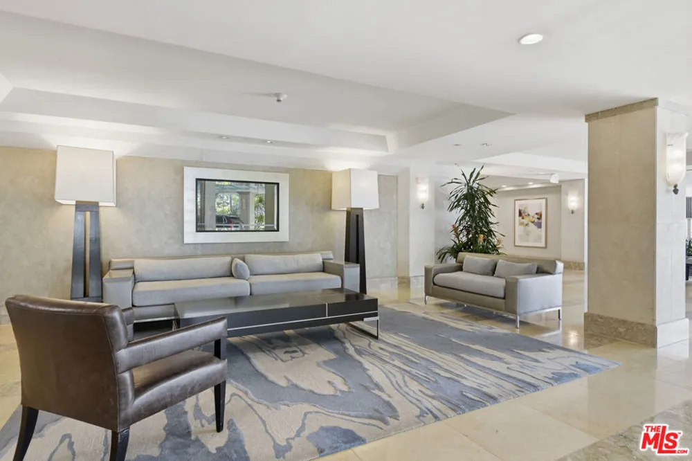 201 Ocean Avenue #1910B Santa Monica, CA 90402