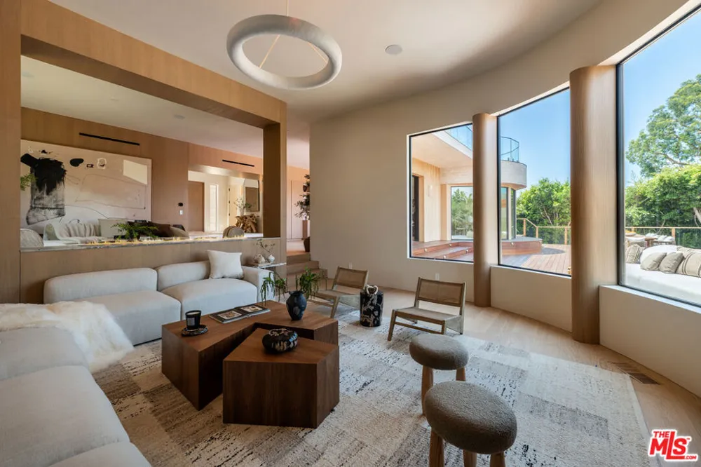 29329 Bluewater Road Malibu, CA 90265