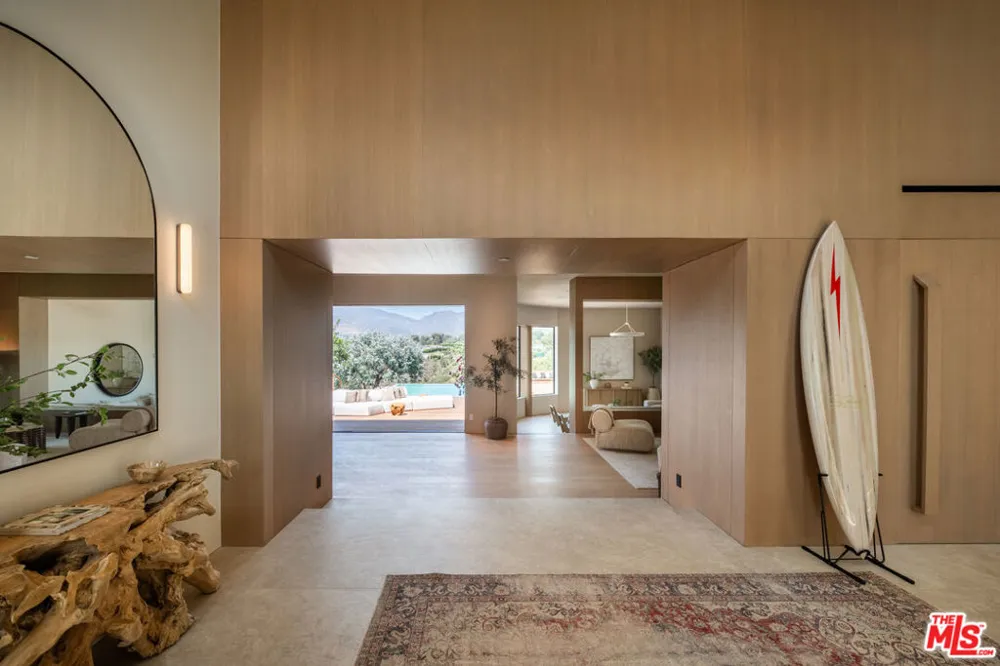 29329 Bluewater Road Malibu, CA 90265