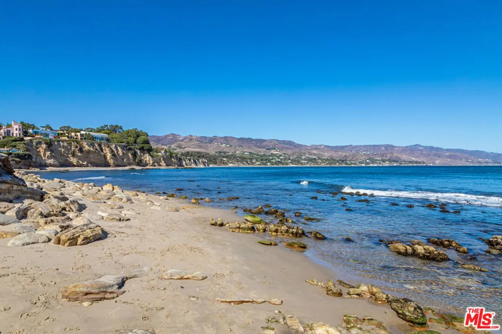29329 Bluewater Road Malibu, CA 90265