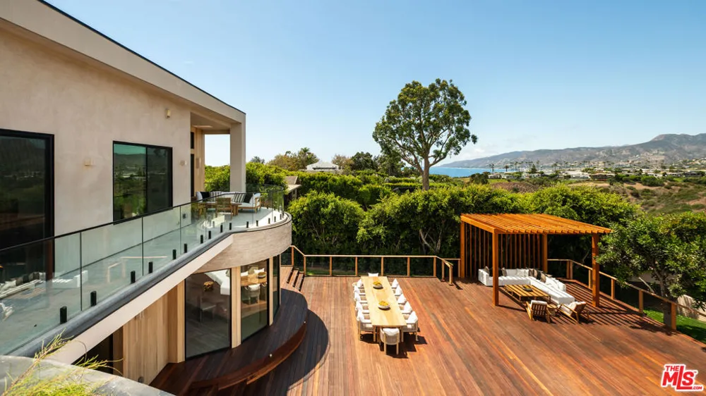 29329 Bluewater Road Malibu, CA 90265