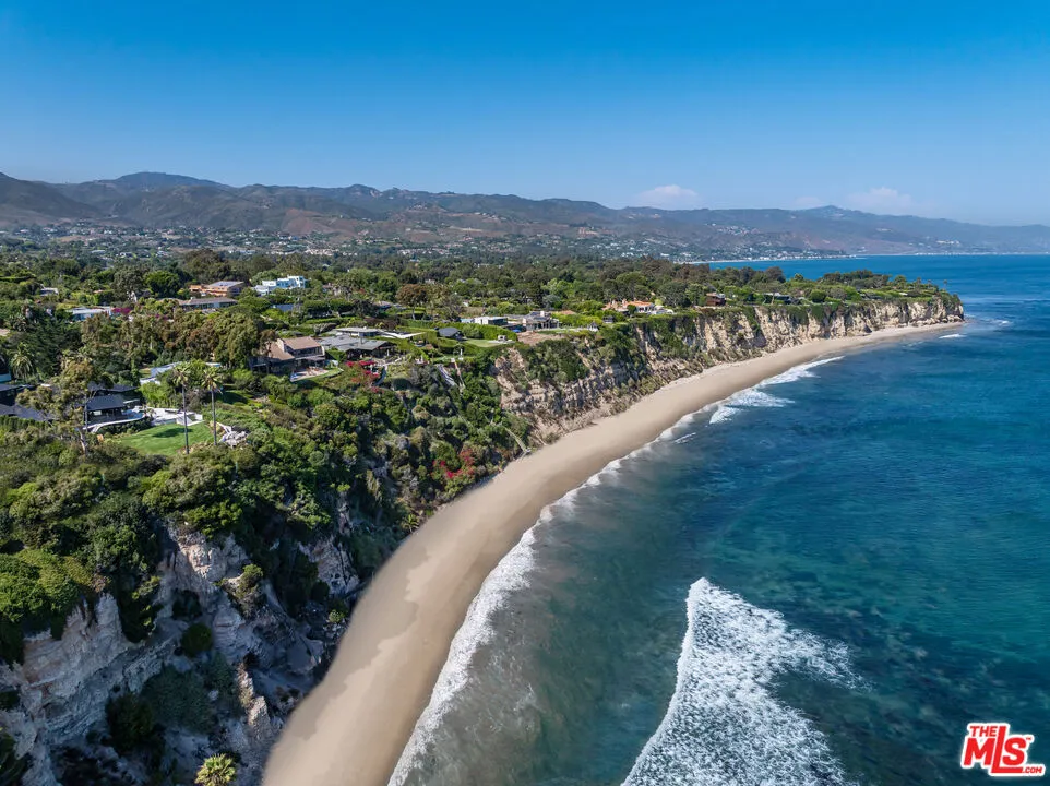 29329 Bluewater Road Malibu, CA 90265