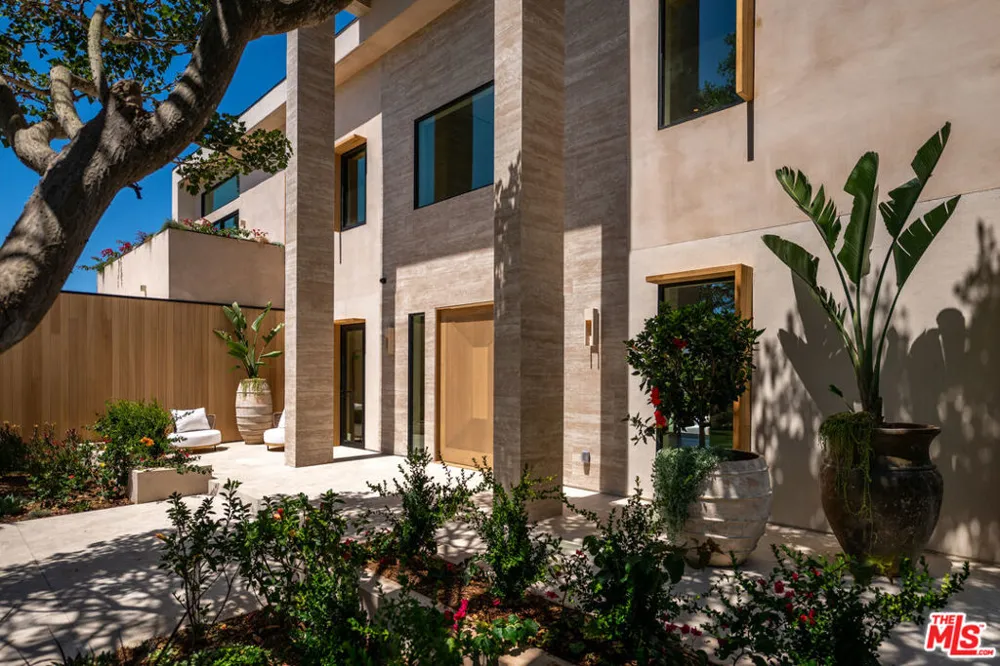 29329 Bluewater Road Malibu, CA 90265