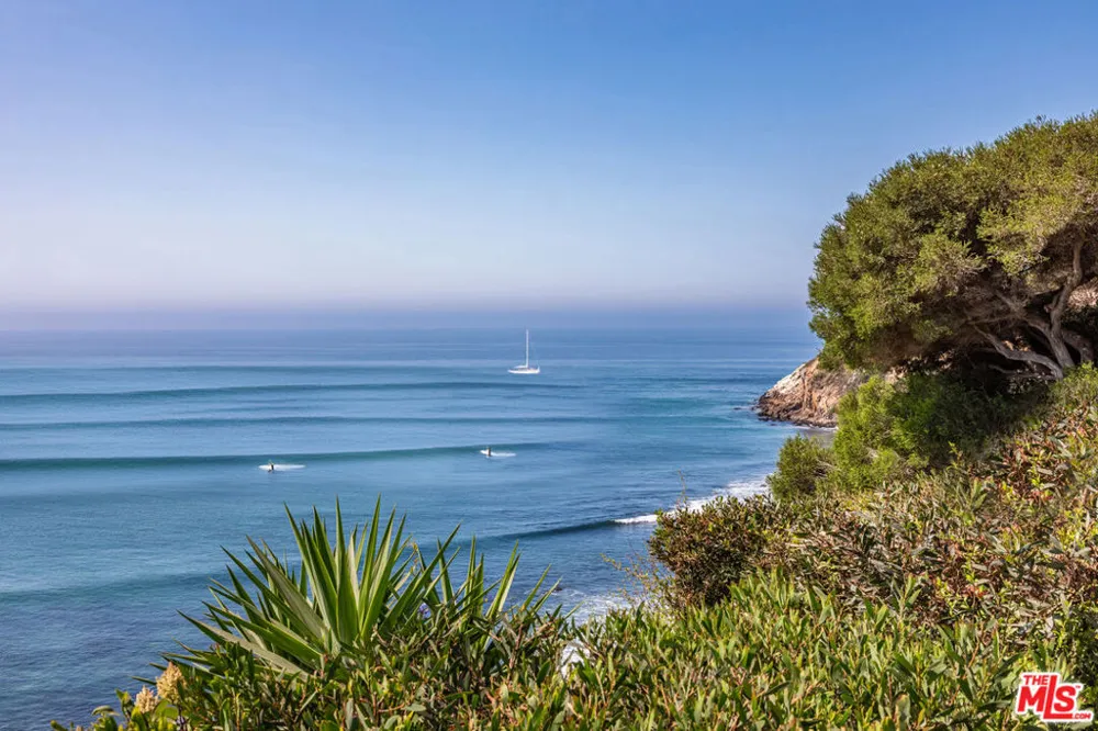 29329 Bluewater Road Malibu, CA 90265