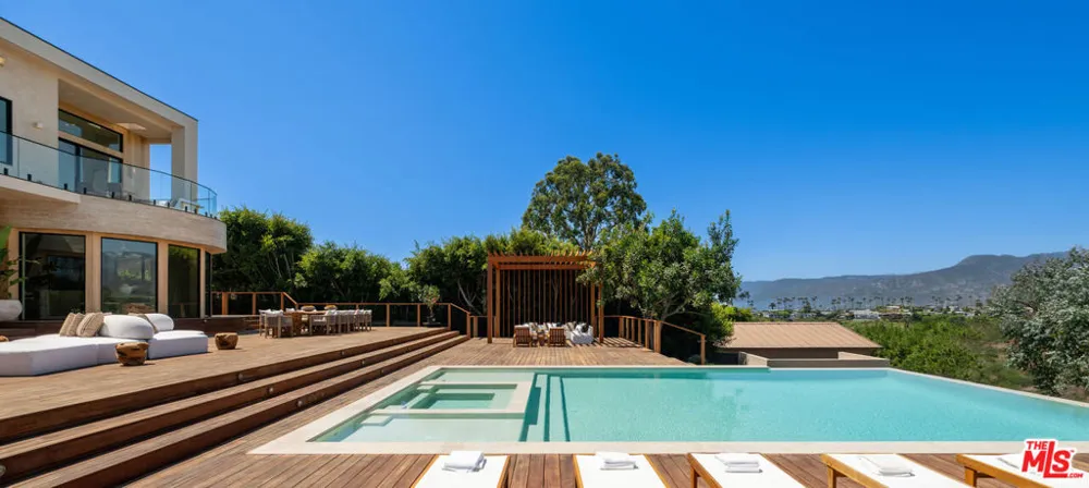 29329 Bluewater Road Malibu, CA 90265