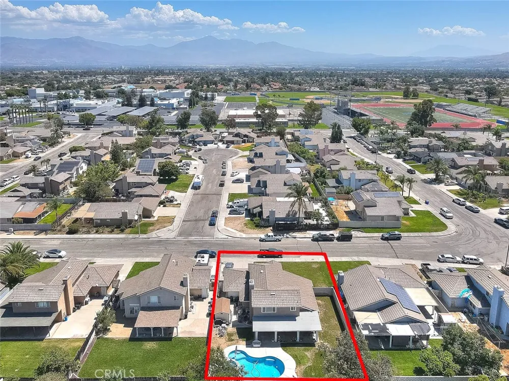 660 S Pampas Ave Rialto, CA 92376