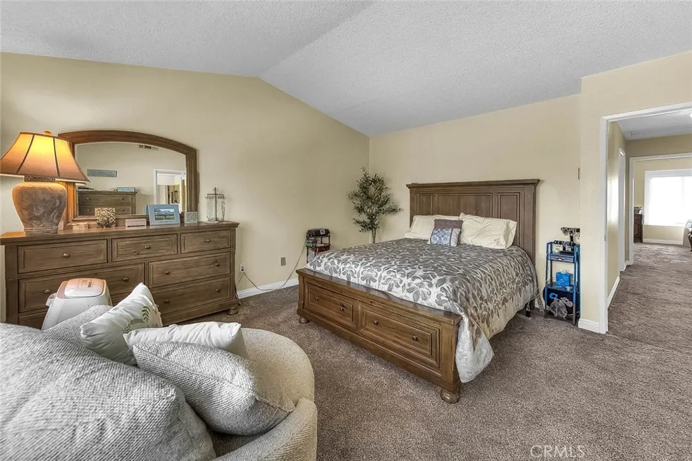 660 S Pampas Ave Rialto, CA 92376