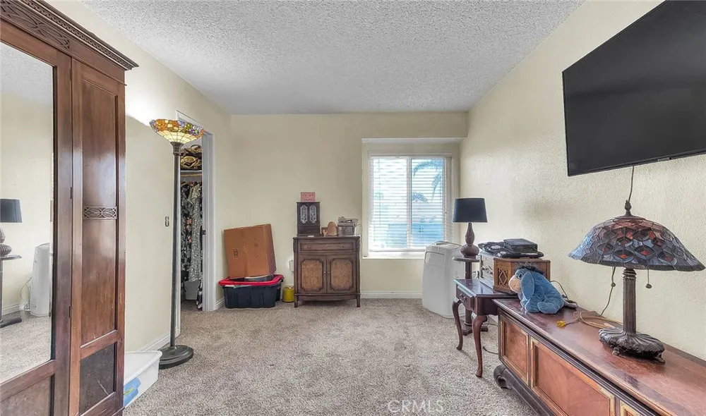 660 S Pampas Ave Rialto, CA 92376