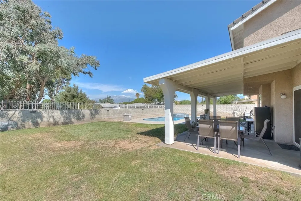 660 S Pampas Ave Rialto, CA 92376