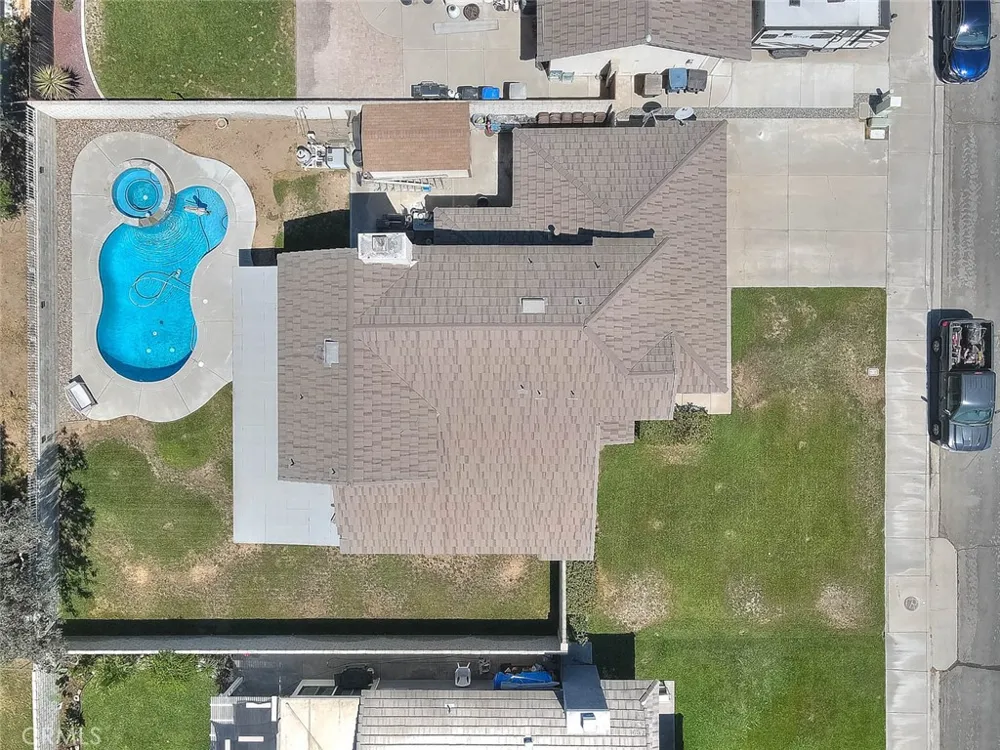 660 S Pampas Ave Rialto, CA 92376