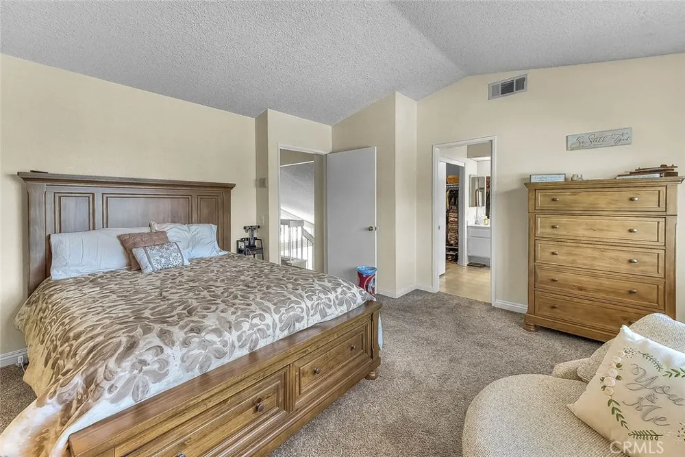 660 S Pampas Ave Rialto, CA 92376