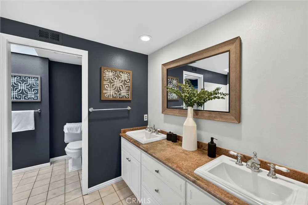 525 Riviera Court Fullerton, CA 92835