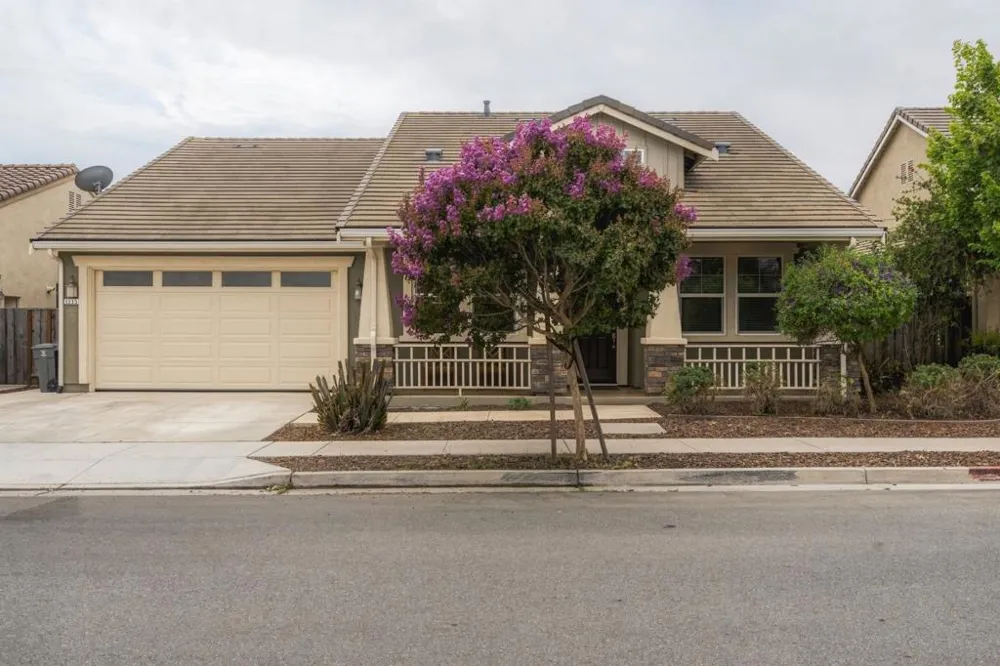 1225 Steinbeck Drive Hollister, CA 95023