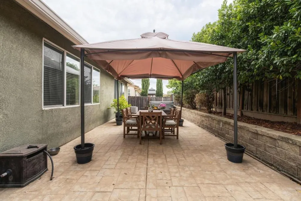 1225 Steinbeck Drive Hollister, CA 95023