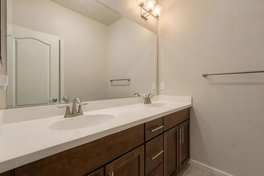1225 Steinbeck Drive Hollister, CA 95023